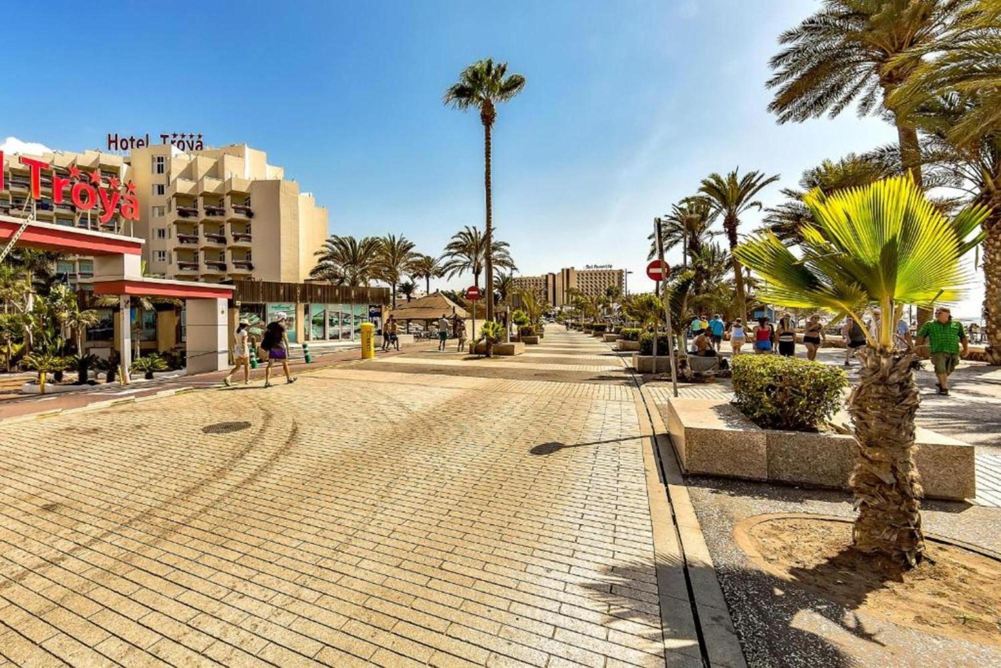 Two Bedroom Apartment In Playa De Las Americas, Free Wifi Екстер'єр фото